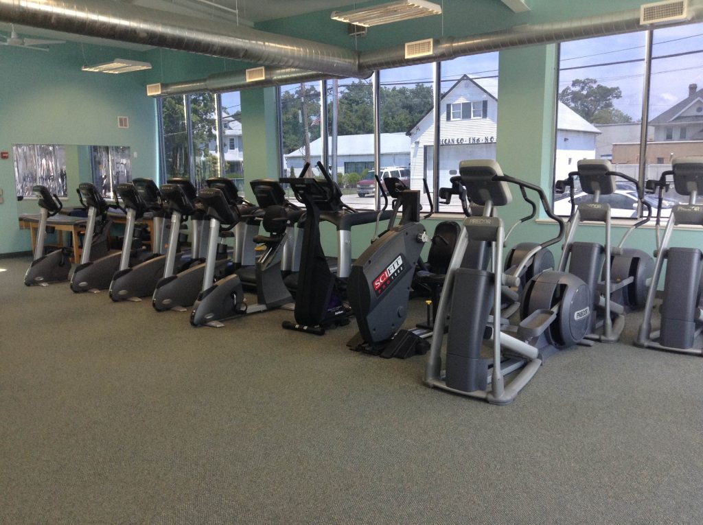 Peak Performance is Better than the Average Commercial Gym Peak